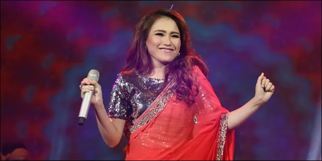 Makin Bahagia, Begini Cerita Lebaran Manis Ayu Ting Ting Makin Bahagia, Begini Cerita Lebaran Manis Ayu Ting Ting