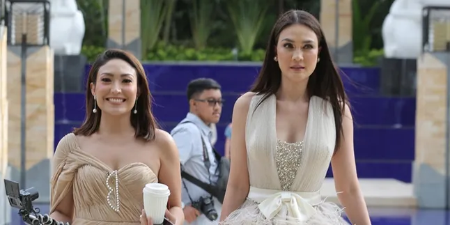 Makin Bahagia Lihat Luna Maya Sekarang, Tapi Untuk Kecantikan Ayu Dewi Masih di Atas