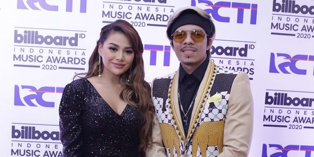 Getting Closer, Atta Halilintar and Aurel Hermansyah Ask for Prayers for Their Relationship