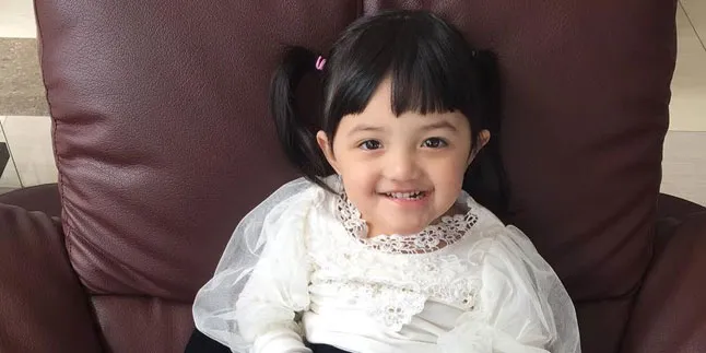 Makin Pintar, Baby Arsy Nyanyikan Lagu 'Tanah Airku'