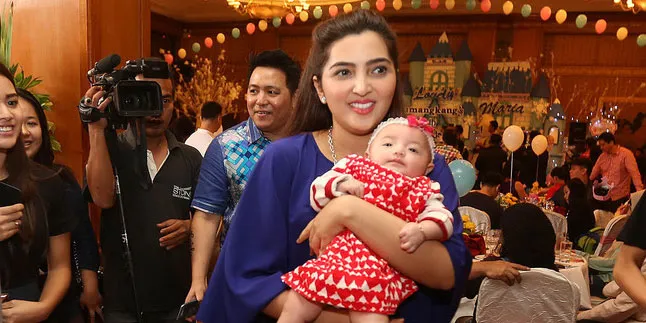 Makin Pintar dan Cantik, Baby Arsy Tak Takut Jarum Suntik