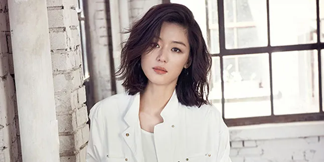 Makin Populer, Jun Ji Hyun Jadi Cover Majalah 6 Negara