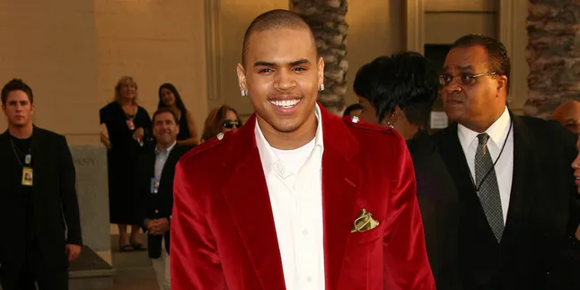 Makin Serius, Chris Brown - Karrueche Tran Tinggal Bersama?