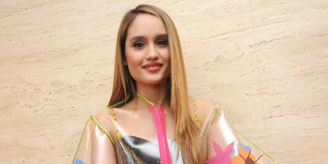Makin Sibuk di LA, Cinta Laura Bakal Main di 2 Film Hollywood Makin Sibuk di LA, Cinta Laura Bakal Main di 2 Film Hollywood