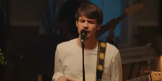 The Meaning of It's Not The Same Anymore by Rex Orange County: Losing Happiness Until Rising Again