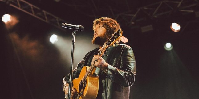 Makna Lagu 'A Year Ago' dari James Arthur tentang Patah Hati Mendalam, Lengkap dengan Liriknya