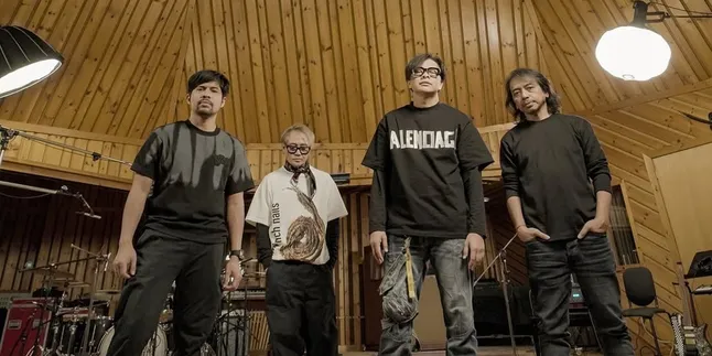 The Meaning of the Song 'By Mentioning the Name of Allah' - Gigi, A Deep Message of Surrender