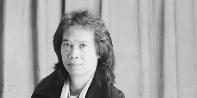 The Meaning of the Song When Hands and Feet Speak - Chrisye that Makes You Reflect