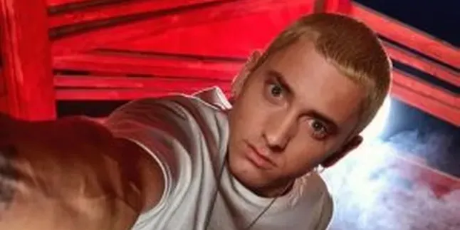 The Meaning of the Song Love the Way You Lie by Eminem & Rihanna, Trapped in a Toxic Relationship