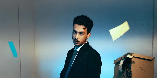 Makna Lagu Somebody Pleasure Aziz Hedra, Perjalanan Emosional Penuh Renungan Makna Lagu Somebody Pleasure Aziz Hedra, Perjalanan Emosional Penuh Renungan