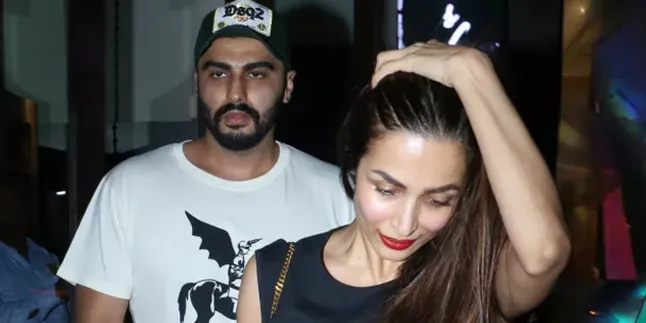 Malaika Arora dan Arjun Kapoor Bakal Nikah di Gereja Bulan April Ini? Malaika Arora dan Arjun Kapoor Bakal Nikah di Gereja Bulan April Ini?