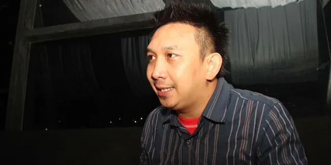 Malam Natal, Augie Fantinus Nonton Pertandingan NBA