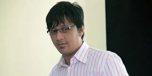 Malam Tahun Baru Andre Taulany Pilih Keluarga