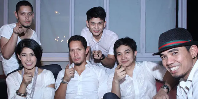 Maliq and D Essentials Jadi Idola di Antara Penampil Manca