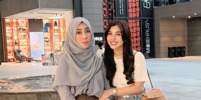 Mamah Amy Doakan Jodoh Terbaik untuk Nisya: Kalau Jodoh Itu Urusan Allah Mamah Amy Doakan Jodoh Terbaik untuk Nisya: Kalau Jodoh Itu Urusan Allah