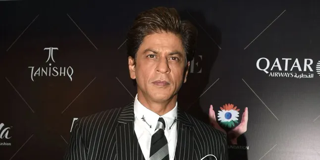 Manajer Ungkap Foto Terbaru Shahrukh Khan, Netizen: 56 Tahun Kayak Gini! Manajer Ungkap Foto Terbaru Shahrukh Khan, Netizen: 56 Tahun Kayak Gini!