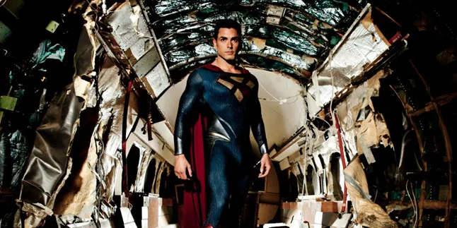 Manfaatkan Momen, Film Porno 'MAN OF STEEL XXX' Dirilis
