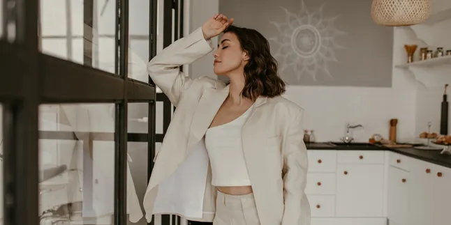 Manfaatkan Sudut di Rumah, Ide Angle Foto Ini Bikin Jepretanmu Selevel Selebgram