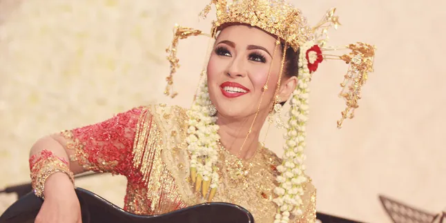 Manggung di Luar Kota, Chua Kotak Sempatkan Bulan Madu