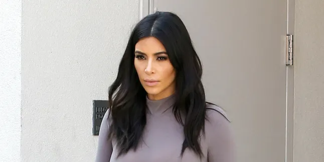 Manisnya... Ternyata Begini Rasanya Dicium Putri Kim Kardashian