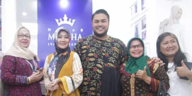 Manjha Hijab Ivan Gunawan Dapat Pujian Dari Istri Walkot Bandung