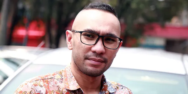 Mantan Suami Ayu Ting Ting Dikabarkan Akan Menikah Lagi Untuk yang Ketiga Kalinya Mantan Suami Ayu Ting Ting Dikabarkan Akan Menikah Lagi Untuk yang Ketiga Kalinya