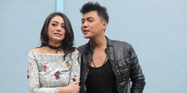 Mantan Tapi Akur, Dirly Idol - Celine Evangelista Diminta Rujuk Mantan Tapi Akur, Dirly Idol - Celine Evangelista Diminta Rujuk
