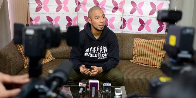 Marcell Akui Anaknya Mirip Orang Mongolia Marcell Akui Anaknya Mirip Orang Mongolia