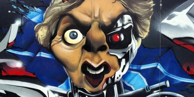 Margaret Thatcher Digambar Mirip 'TERMINATOR'