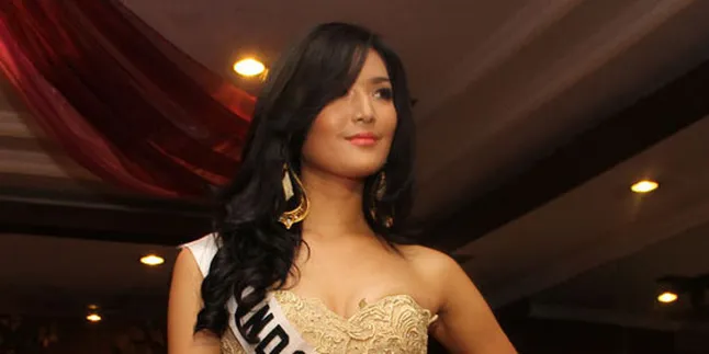 Maria Selena Pakai Burung Garuda di Miss Universe 2012