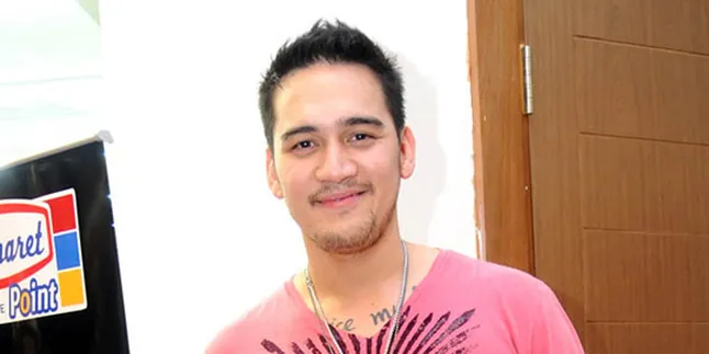 Mario Lawalata Dambakan Kekasih Seksi