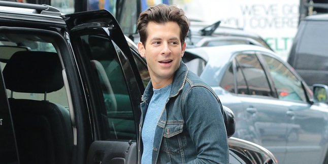 Mark Ronson: Bikin Lagu 'Uptown Funk' Bikin Rambutku Rontok