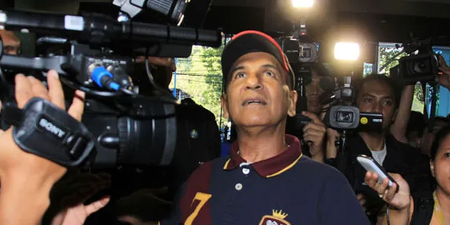 Mark Sungkar Biarkan Zaskia Sungkar Puas Nangis di BNN