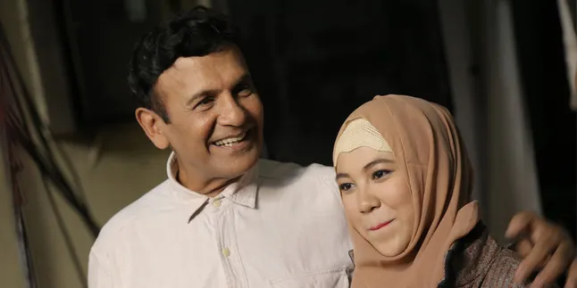 Mark Sungkar Palsukan Nama di Undangan Demi Nikahi Santi