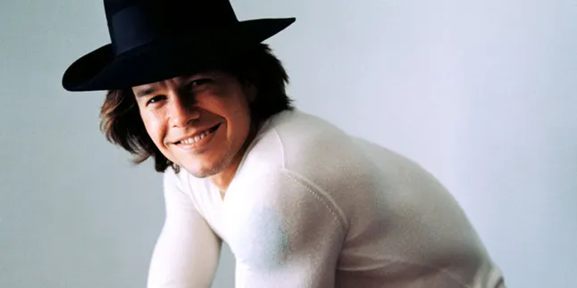 Mark Wahlberg Bernyanyi di Acara Jimmy Kimmel