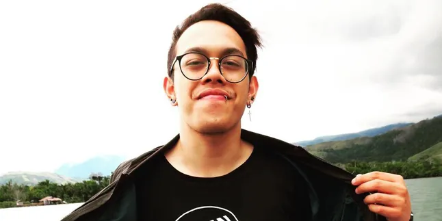 Marlo Ernesto, Vlogger Suka-Suka Dengan Konten Yang Bikin Ngakak