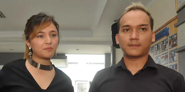 Marshanda Ketahuan Selingkuh, Egi John Kecewa Berat Marshanda Ketahuan Selingkuh, Egi John Kecewa Berat
