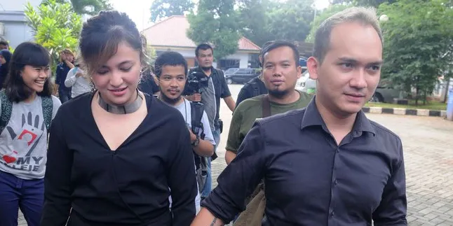 Marshanda Tulis Pesan Menyentuh Tentang Ayah Yang Jadi Pengemis
