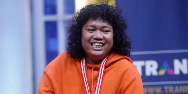 Marshel Widianto Bakal Botakin Rambut Jika Trig3rr Menang Main Bulutangkis Lawan Taufik Hidayat
