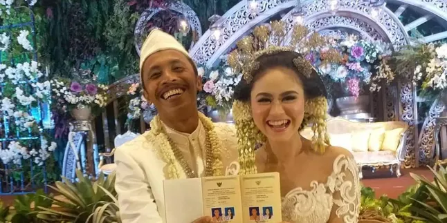 Mas Pur Menikah Dengan Dwinda Ratna, Netizen Berikan Doa & Ucapan Selamat