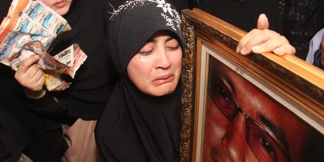 Masa Iddah, Pipik Tolak Temui Gugun Gondrong Masa Iddah, Pipik Tolak Temui Gugun Gondrong