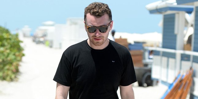 Masih Awalan, Sam Smith Rilis Preview Soundtrack 'SPECTRE'