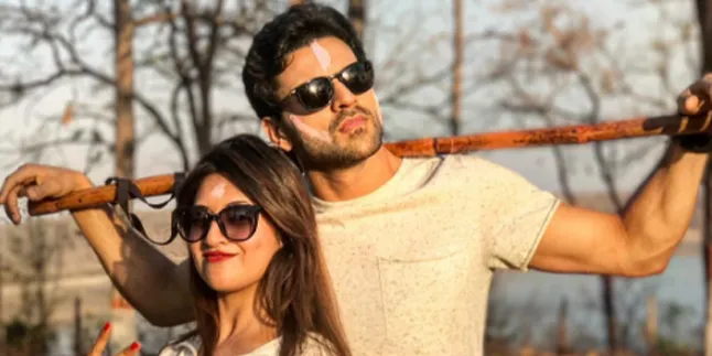 Masih Cedera, Ini Yang Membuat Divyanka Tripathi Kembali Semangat Masih Cedera, Ini Yang Membuat Divyanka Tripathi Kembali Semangat