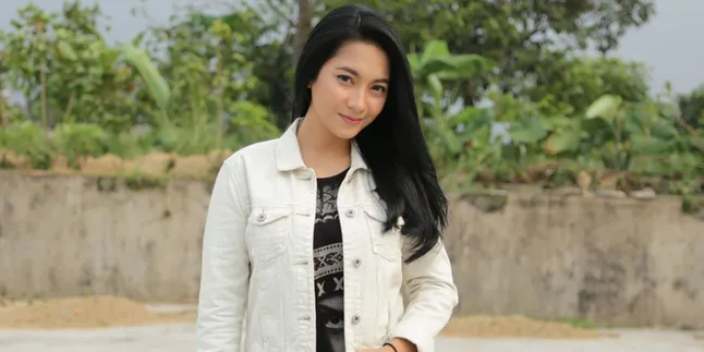 Masih Dari Kalangan Artis, Siapa Sih Pacar Dinda Kirana?