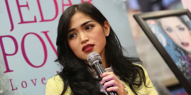 Masih Kecil, Anak Jessica Iskandar Sudah Punya Koleksi 15 Mobil Masih Kecil, Anak Jessica Iskandar Sudah Punya Koleksi 15 Mobil