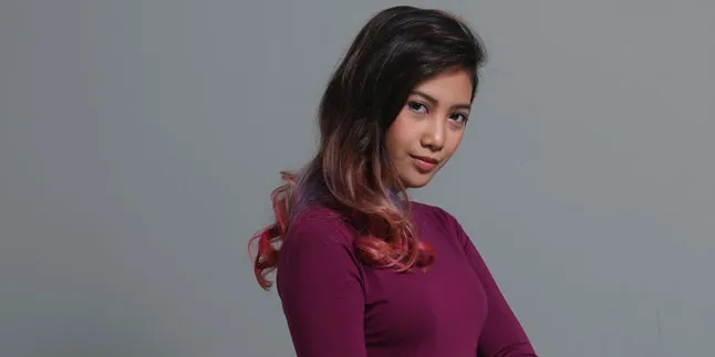 Masih Ragu dan Takut, Dhea Seto Kena Bujuk Rayu Dua Cowok Masih Ragu dan Takut, Dhea Seto Kena Bujuk Rayu Dua Cowok