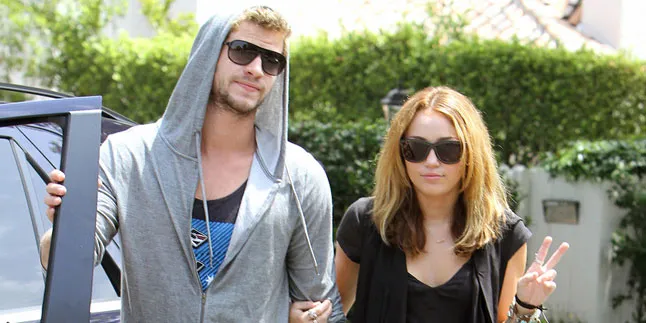 Masih Sama-Sama Cinta, Miley Cyrus dan Liam Hemsworth Balikan?
