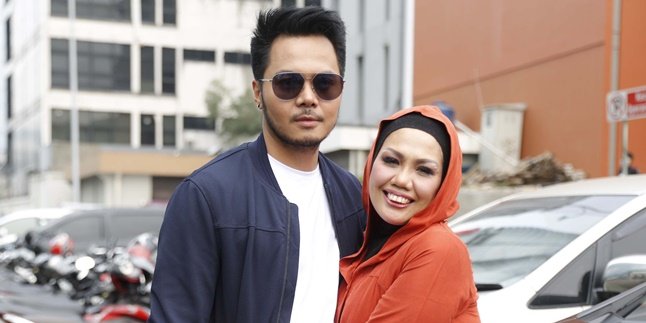 Still Fertile at the Age of 49, Elly Sugigi Wants to Have More Children with Aher