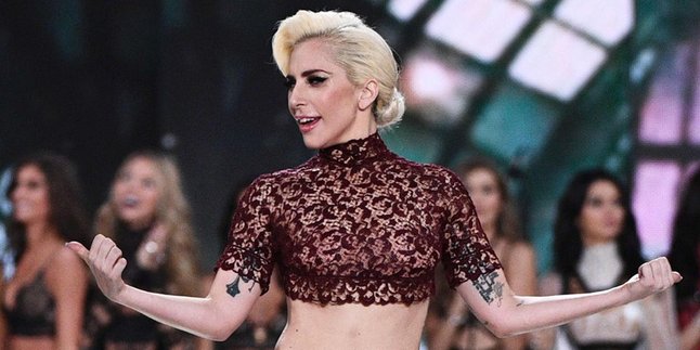 Masuk ke Studio, Lady Gaga Siapkan Album Baru Untuk 2017?