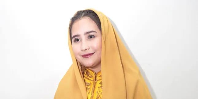 Masuk Sekolah Islam, Prilly Latuconsina Sudah Khatam Quran Sejak SD